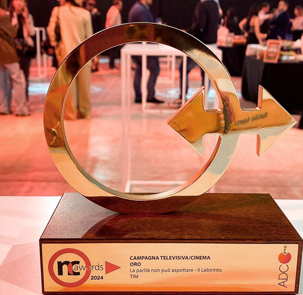 Watch the photos of the awards ceremony